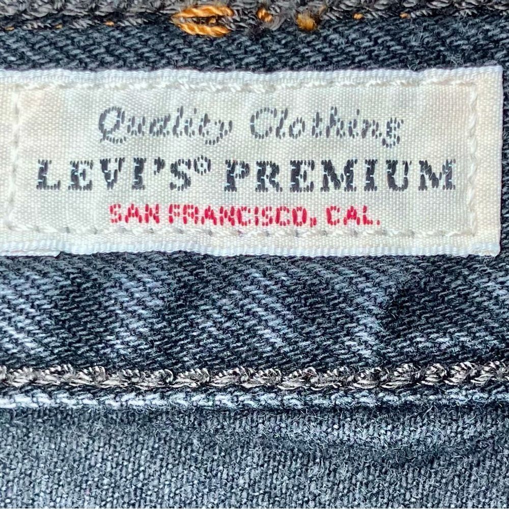Levi’s 501s Skinny Straight Leg Distressed Jeans in Faded Black Women’s 26 - Picture 7 of 10